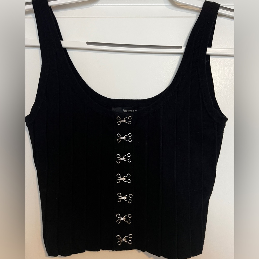 Forever 21 black crop top